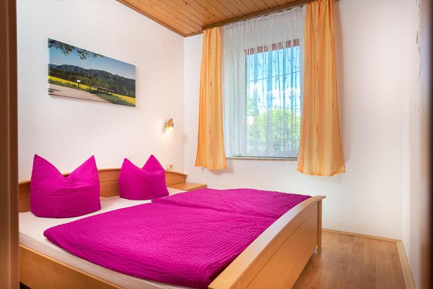 Ferienhaus "Zur Alten Schule" Mittelndorf Luaran gambar
