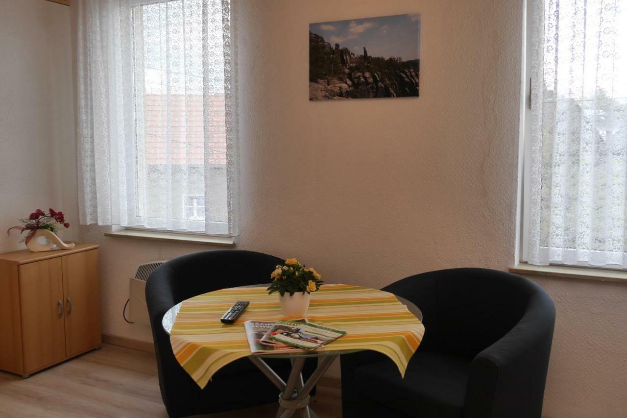 Ferienhaus "Zur Alten Schule" Mittelndorf Luaran gambar