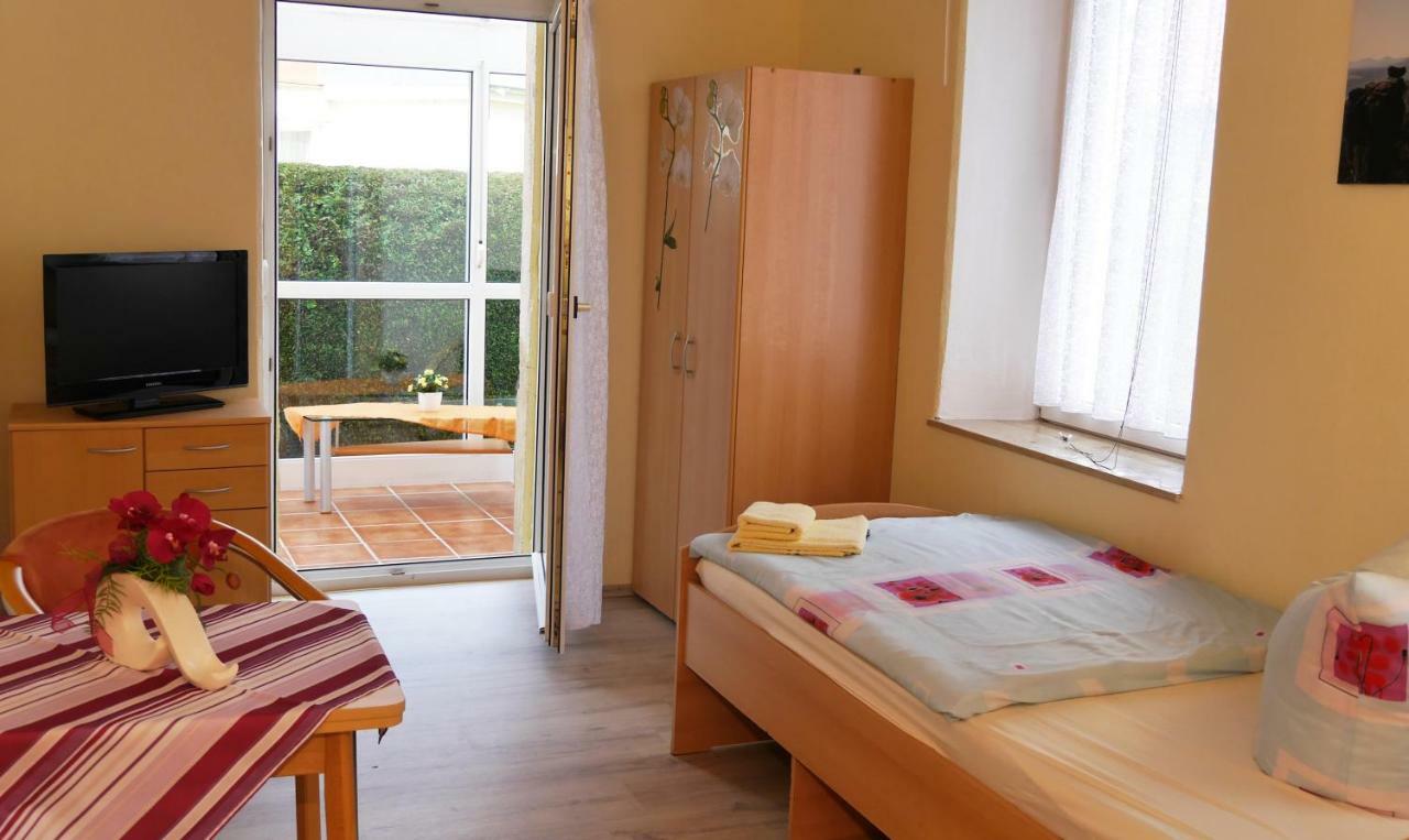 Ferienhaus "Zur Alten Schule" Mittelndorf Luaran gambar